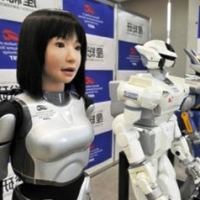 Человечество готово смириться с мыслью об интеллектуальном превосходстве роботов
