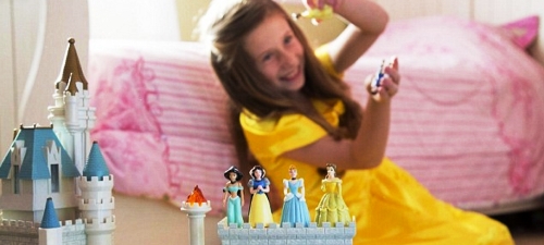 Игры в принцессу могут негативно сказаться на развитии девочки 