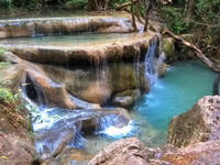 Один из семи каскадов водопада Эраван