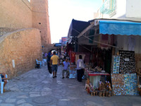 Торговые ряды в старой медине. Тунис, Хаммамет