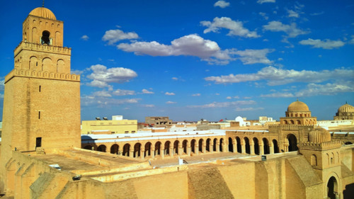 Большая мечеть Сиди Окба в Кайруане. Тунис